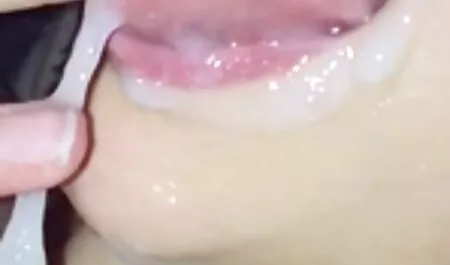 Pâte feuilletée, comme dans le porno francais grand mere Couvercle et l'Anus.