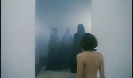 Passionné sexy lesbiennes baise porno entre jeune fille anal trous avec gode