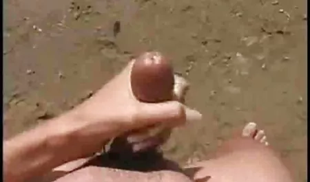 Minet porno black vieille baisée trois mamans aux gros seins