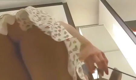 Sexy babe aime seulement les porno cheval et femme bites noires