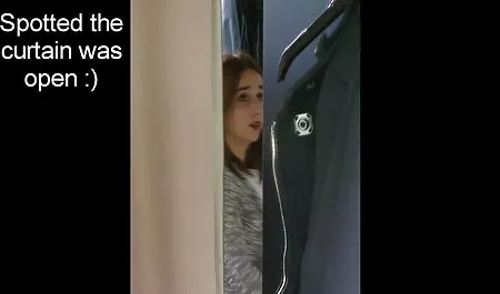 La salope s'est bien débrouillée avec la bite de son client. femme x gratuit