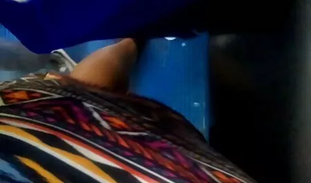 Mec Sexy massé sa jeune rousse petite amie Erica enceinte xxx