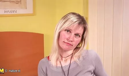 Il a rempli la Chatte poilue de sa Femme avec fille nue porno le Sperme