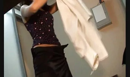 Les porno fille bonne transsexuels Naty Castro écarte Son Cul et la baise