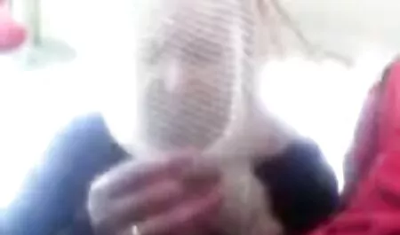 Adolescentes Poussin sucer belle blonde porn une Bite nue