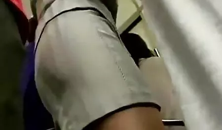 La jeune fille n'a jamais essayé de faire l'amour dans son trou anal serré et a fini par demander à sa meilleure amie de développer son cul. Le garçon ne pouvait pas refuser cheval et femme porno la mariée.