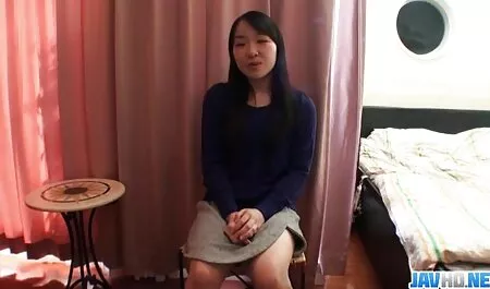 Sale salope se fait porno doux pour femme baiser dans son anal serré
