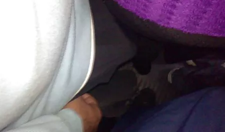 Sexy, Brutale, belle, passionnée, lèche sa chatte et la baise. porno deux fille