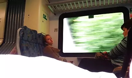 Sasha est baisée dur dans anal et caché fille nue porno dans la Bouche