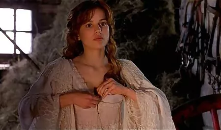 Rousse Sexy fille en été shies anal avec papa et sa fille porno un voisin dans la maison