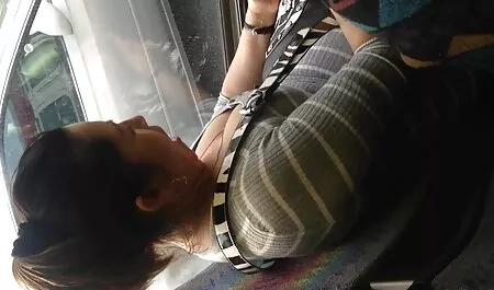 Helen masturbation femme xxx méfait saute sur le pénis et donne des coups de pied Merde