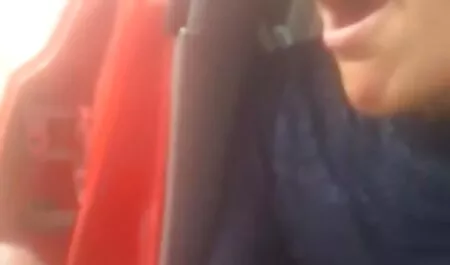 Le gars a léché porno avec une vierge la chatte d'ébène lubrique.