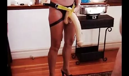 Lubrique blonde porno femme en manque Katty obtient son client baise
