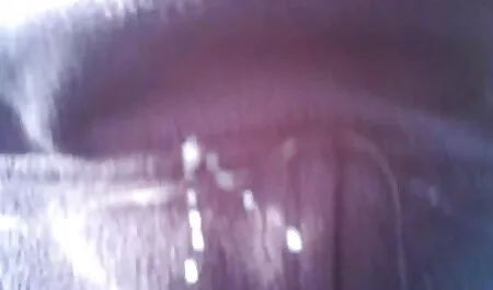 Rousse Sexy belle fille porno salope veut baiser et de sperme pour le petit déjeuner
