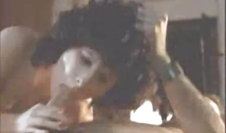 Kick-ass Asa Akira Takigami est la vraie Reine du sexe très jeune fille porno Anal